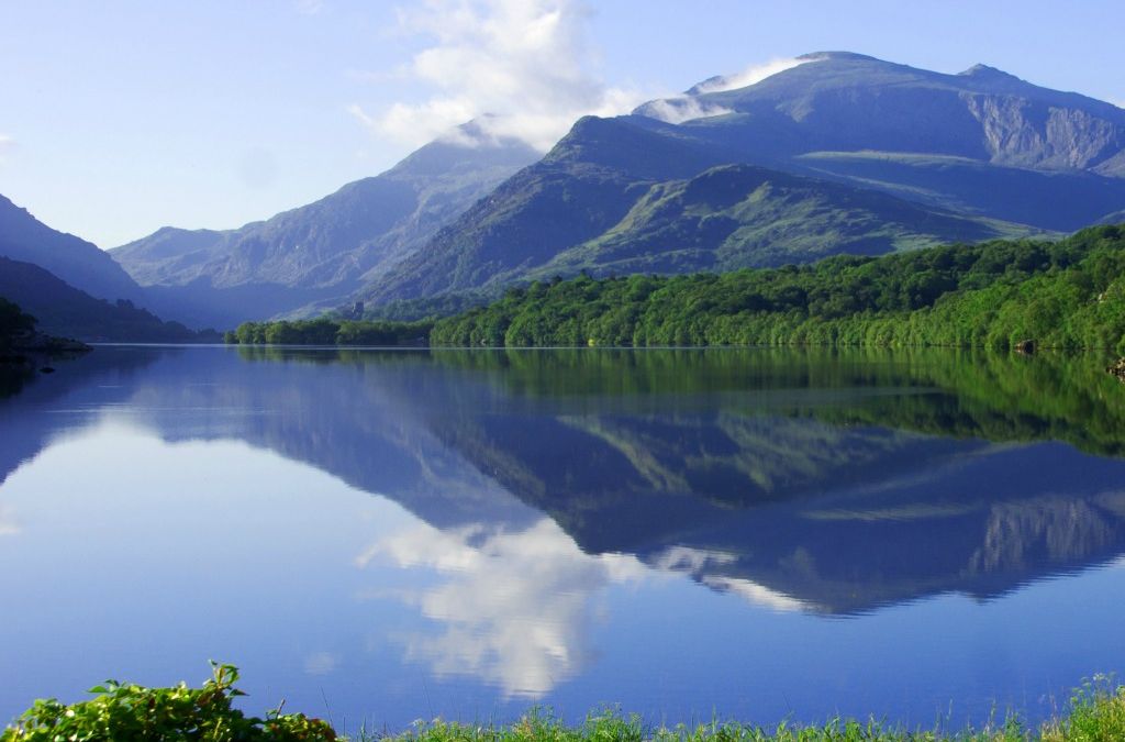 Discover North Wales on Foot – Lake Walks