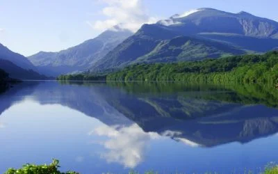 Discover North Wales on Foot – Lake Walks