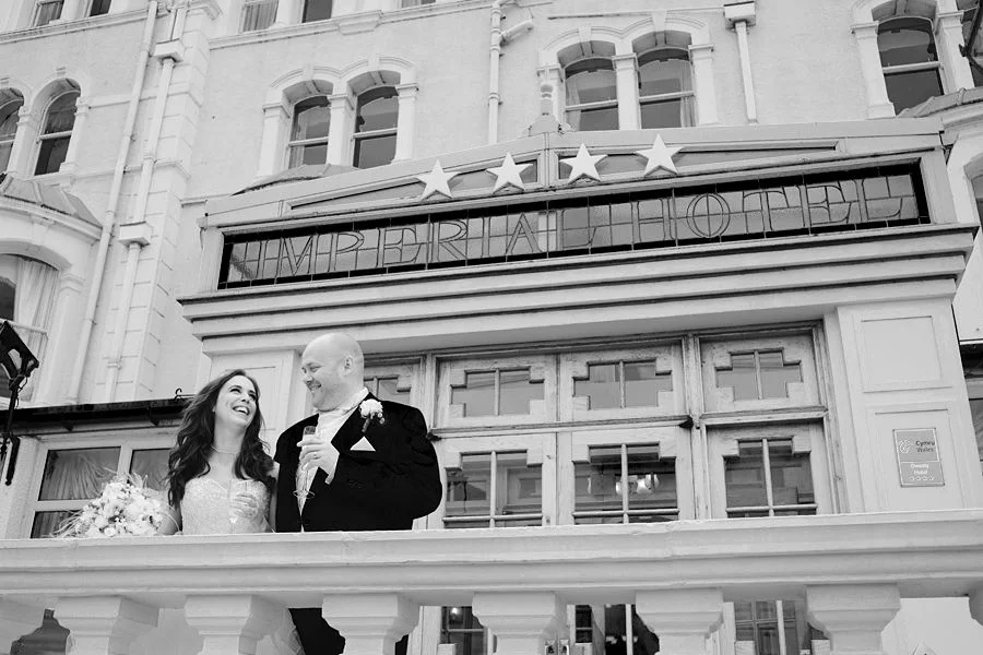 R5cIZhtQ weddings