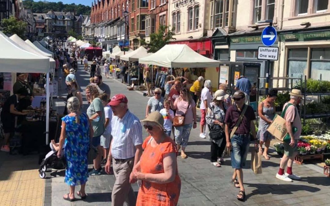 artisan market colwyn