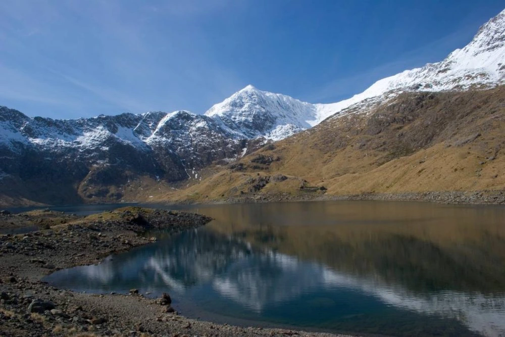 Snowdon-Winter-e1706100690635 Snowdon-Winter-e1706100690635